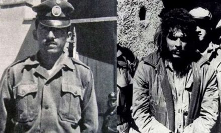 Muere el hombre que mató al Che Guevara