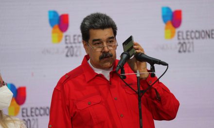Tildan de “burla” la promesa de Maduro de producir 2 millones de barrilles diarios de petróleo