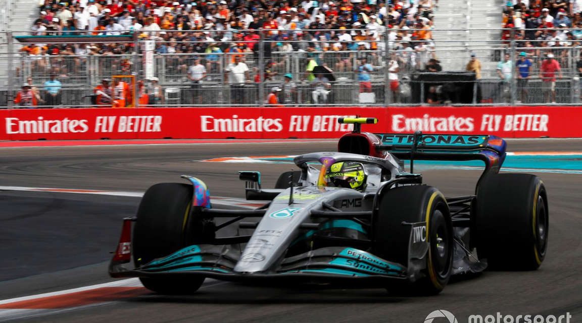 Hamilton cuestiona la estrategia de Mercedes en Miami