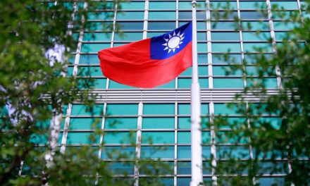 China suspende la importación de alimentos de algunos proveedores de Taiwán