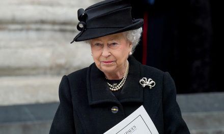 Reina Isabel II muere a los 96 años de edad