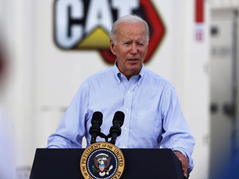 Biden se reunirá con DeSantis y recorrerá Florida para evaluar los daños provocados por el huracán Ian