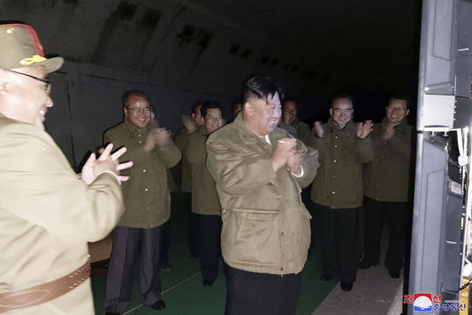Norcorea lanza un misil balístico hacia sus aguas orientales
