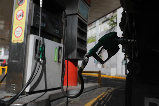 Nicaragua extiende el plazo del congelamiento de precios de los combustibles