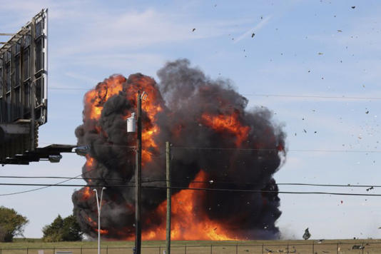 Seis muertos en choque de aviones en Texas