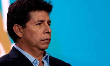 Detienen al expresidente de Perú, Pedro Castillo en medio de la crisis y luego de que el Congreso aprobara su vacancia
