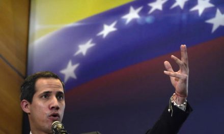 Oposición venezolana pone fin a figura de gobierno interino.