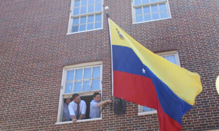 La Embajada de Venezuela en EEUU anuncia el cese de sus funciones tras la destitución de Juan Guaidó