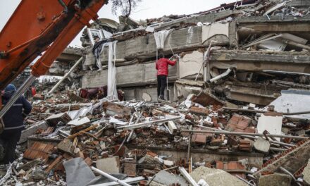 Suman ya más de 11 mil muertos tras terremoto en Turquía y Siria