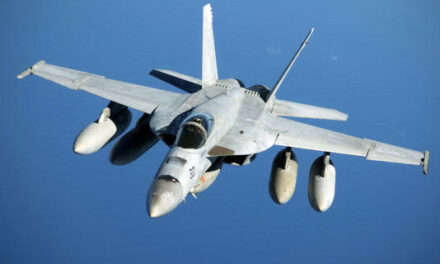 Boeing planea poner fin a producción de avión de “Top Gun”