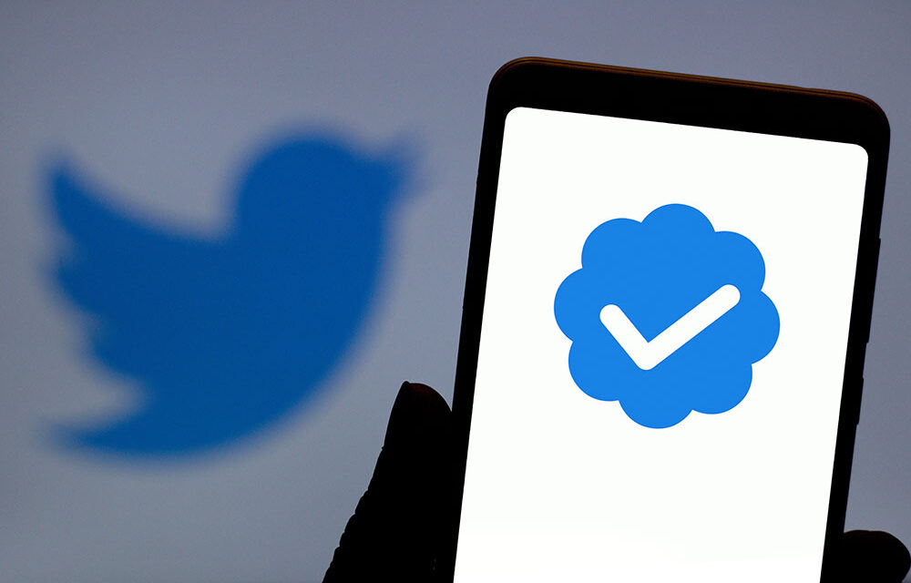 La misteriosa reaparición de las insignias azules en algunas de las cuentas de Twitter con más seguidores