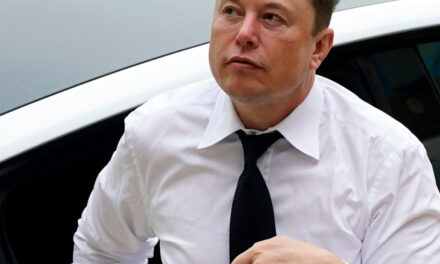 Elon Musk opina que el teletrabajo es un ‘problema moral’