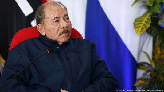 Daniel Ortega llama “traidor” a Petro y “pinochetito” a Boric