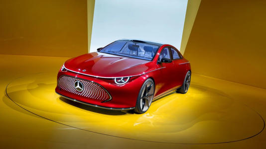 Mercedes-Benz presenta nuevos diseños de autos eléctricos que recorrerían mayores distancias que cualquier modelo de Tesla