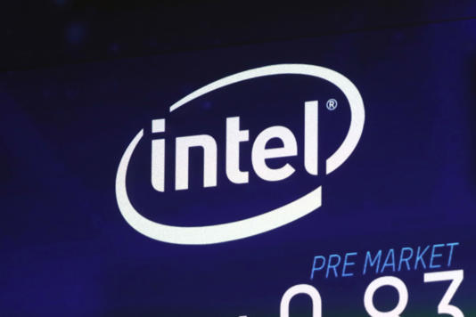 Autoridades antimonopolio de la UE imponen fuerte multa a Intel