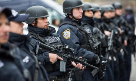 Unidad antiterrorista del NYPD enfrenta una reducción del 75% de su personal, según informes