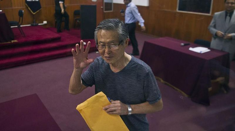 El expresidente de Perú Alberto Fujimori sale de prisión