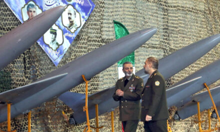 Irán ataca Israel con decenas de drones